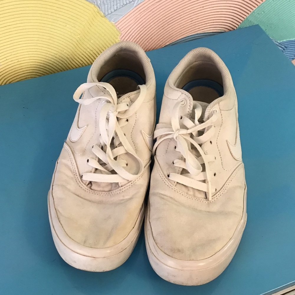 White Men's Casual Sneakers